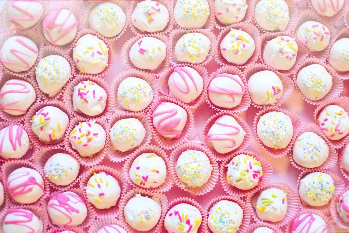 Dolci contaminati: allerta Salmonella, i lotti richiamati