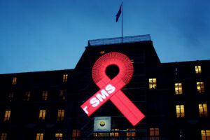 Lotta all’HIV: presto basteranno due iniezioni per vincere il male del secolo