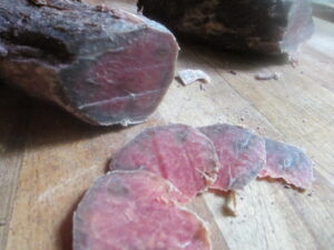 Bresaola: principi nutrizionali, cosa contiene il cibo diventato famoso all’improvviso