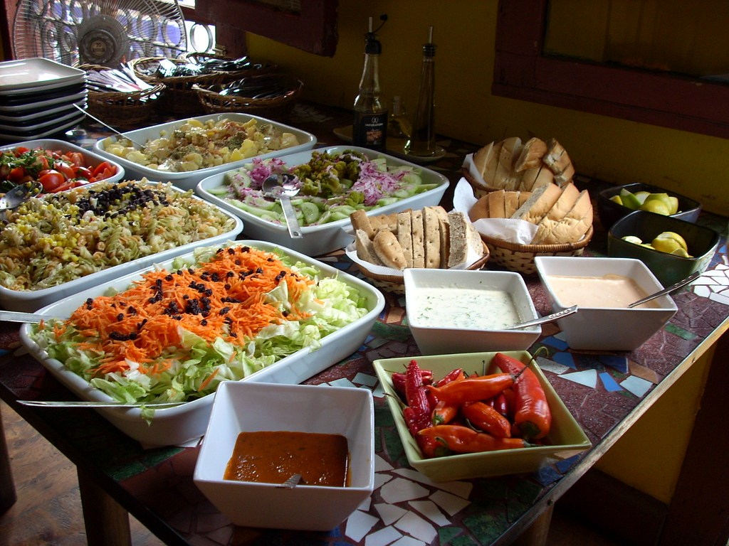 Mangiare in crociera: non temere, ecco come preparano il buffet