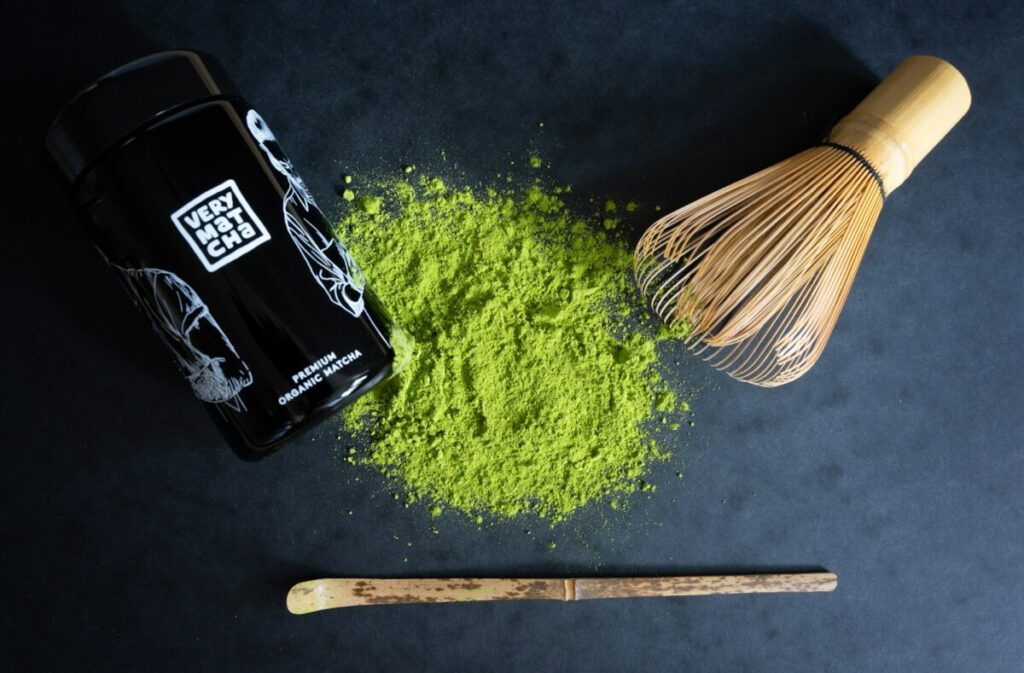 Thè matcha: la bevanda del momento, benefici, come prepararla, indicazioni Thè matcha: la bevanda del momento, benefici, come prepararla, indicazioni