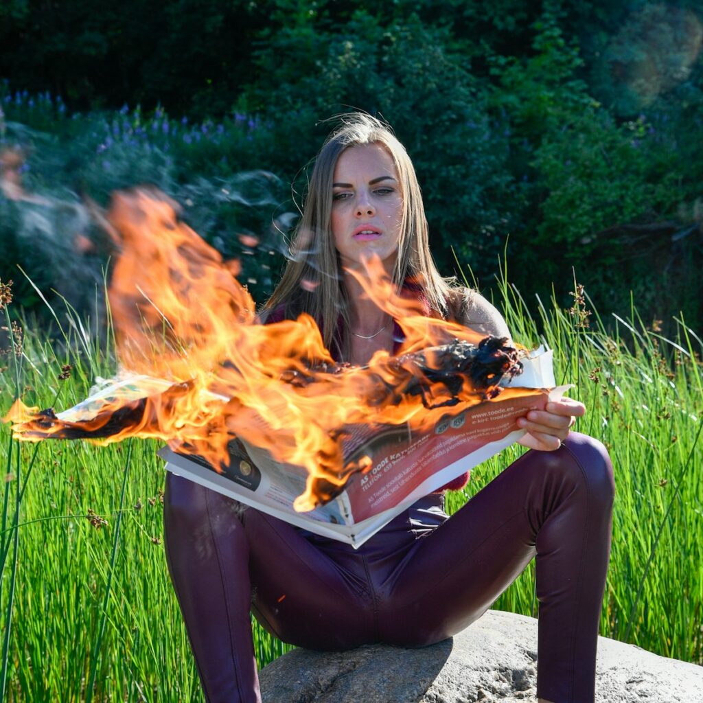 Salute mentale e ansia da notizie: 5 mosse per smettere di rovinarti la giornata