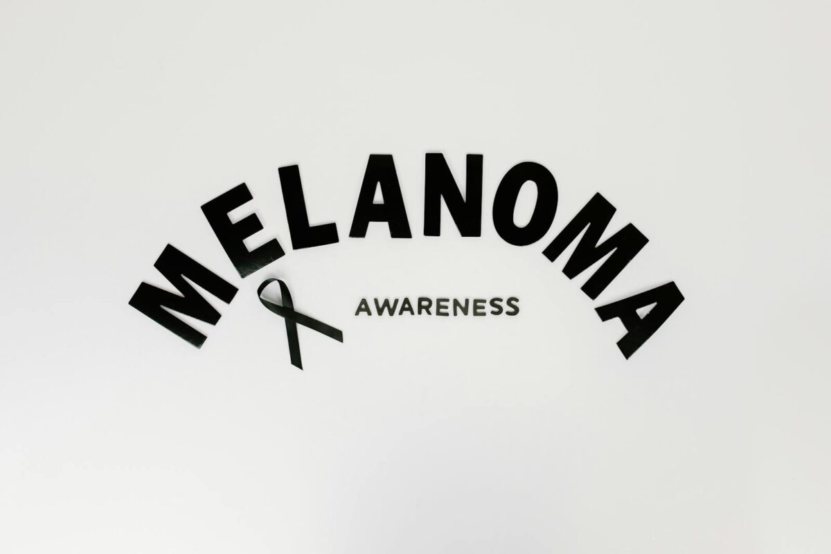 Melanoma: 15mila casi l’anno, ecco 5 scelte di stile che aiutano a difendersi dai raggi UV