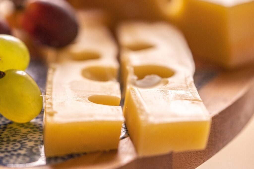 Richiamo per diversi formaggi Sopravvissani biologici: ecco i lotti coinvolti Richiamo per diversi formaggi Sopravvissani biologici: ecco i lotti coinvolti