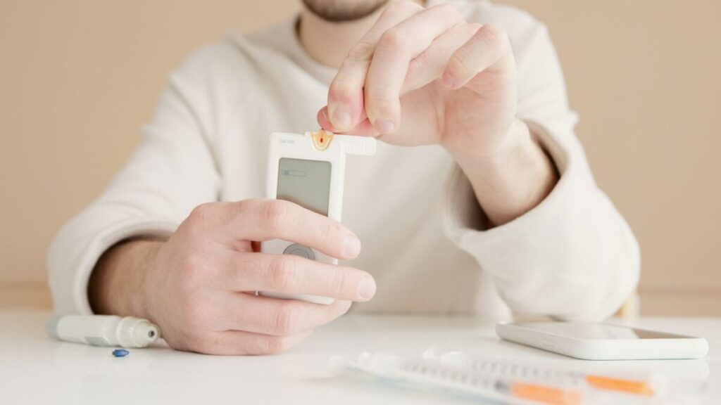 Diabete e caldo estivo: perché le ondate di calore complicano il controllo della glicemia
