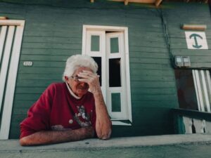 Alzheimer e Parkinson: perché l’accumulo di ferro può mettere sotto stress i neuroni