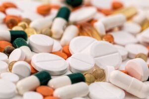 Farmaci in estate: gli errori più comuni che li rovinano e come evitarli