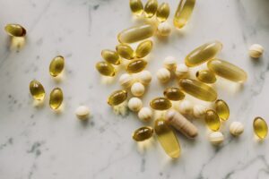 Richiami alimentari: uova fresche con Salmonella e integratore OstroVit ritirato per novel food non autorizzato
