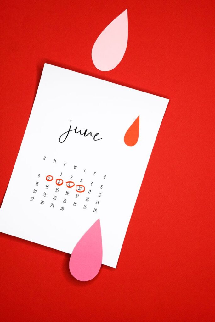 Le mestruazioni solo 4 volte l’anno? Lo studio della biologa cinese che apre nuovi scenari sulla fertilità Le mestruazioni solo 4 volte l’anno? Lo studio della biologa cinese che apre nuovi scenari sulla fertilità