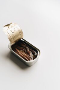 Coop richiama un lotto di filetti di alici in olio: possibile presenza di istamina