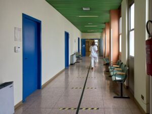 Liste d’attesa in Lombardia: ecco le nuove regole per ospedali pubblici e privati accreditati