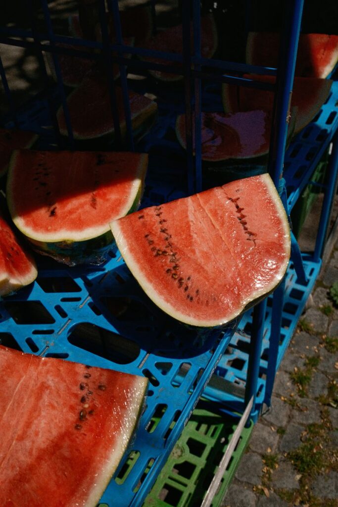 Mangiare frutta aiuta a tenere sotto controllo il colesterolo: i 9 frutti che fanno bene a cuore e arterie Mangiare frutta aiuta a tenere sotto controllo il colesterolo: i 9 frutti che fanno bene a cuore e arterie